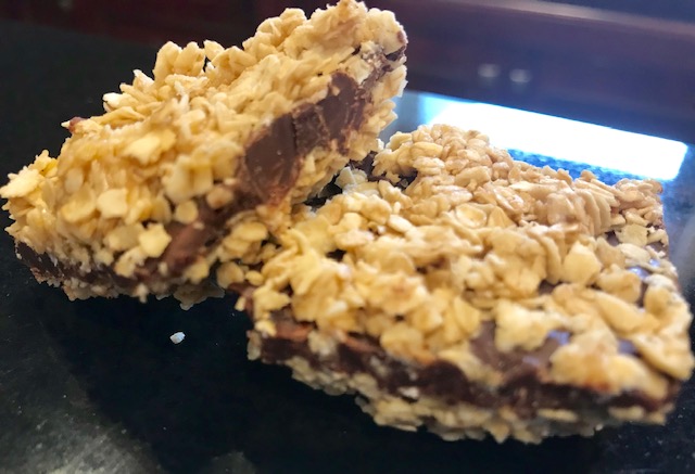 Oatmeal Peanutty Chocolate Fudge Bars